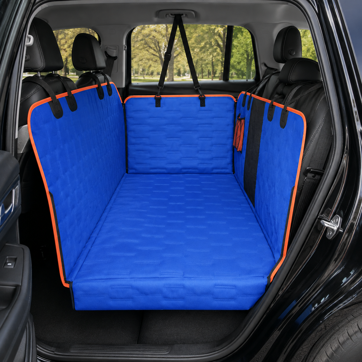 Hard-Bottom Dog Back-Seat Extender – Blue in use